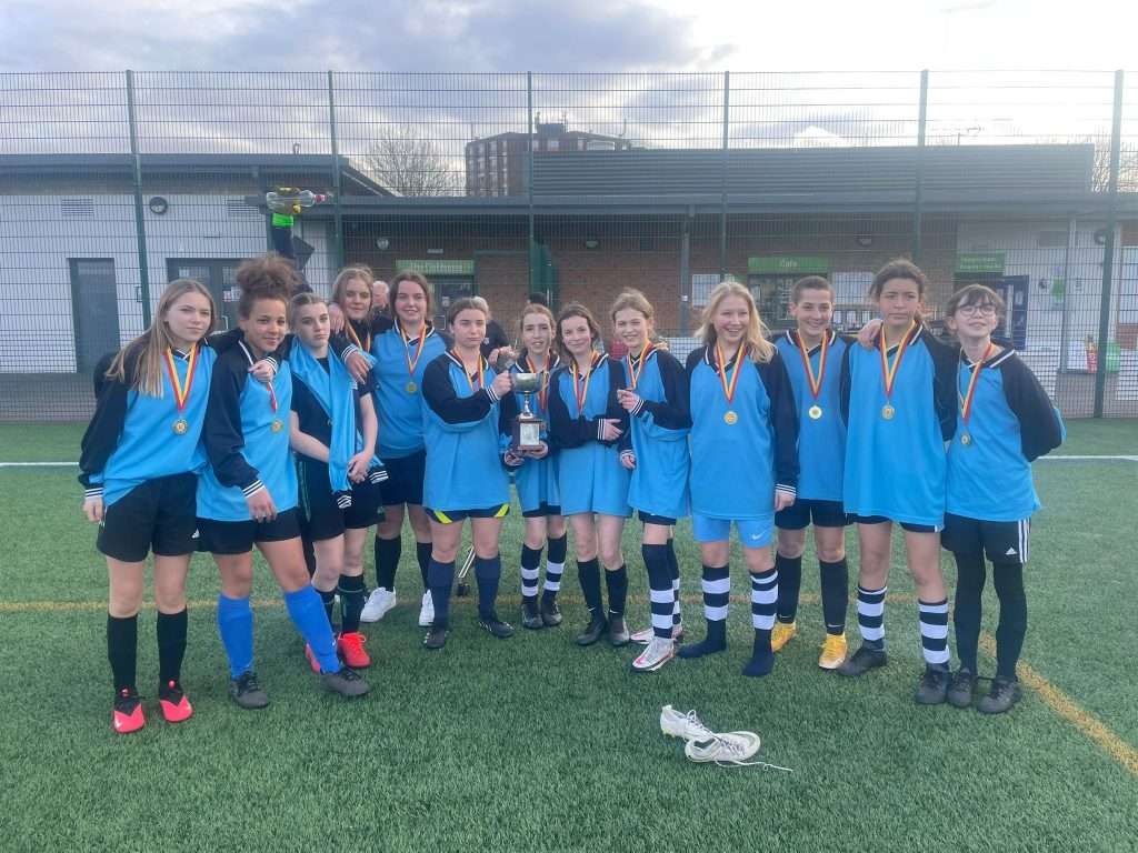 Fortismere U14 Girls - Middlesex Schools FA Stanley Lyle Bowl Winners 2021-22